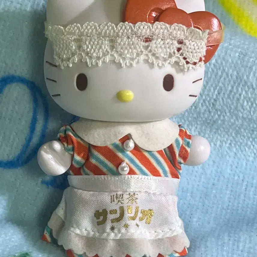 [BUNJANG] 2022 KissaTen Hello Kitty Keyring Figure / 22년도 킷사텐 다방 헬로키티 키링 피규어 산리오 키티