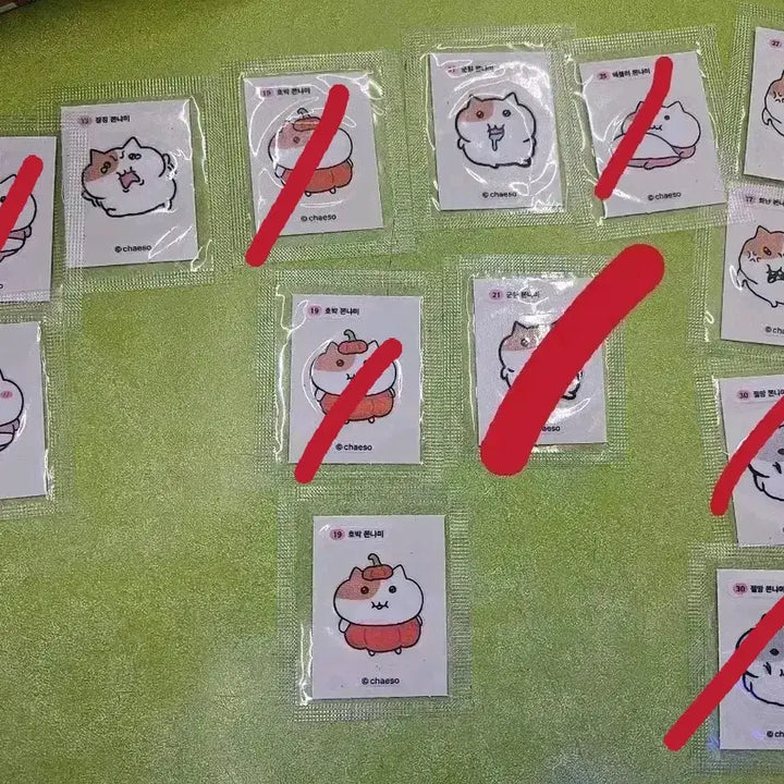 [BUNJANG] Ttibu Seal Sticker / 교환/판매)쫀냐미 띠부씰