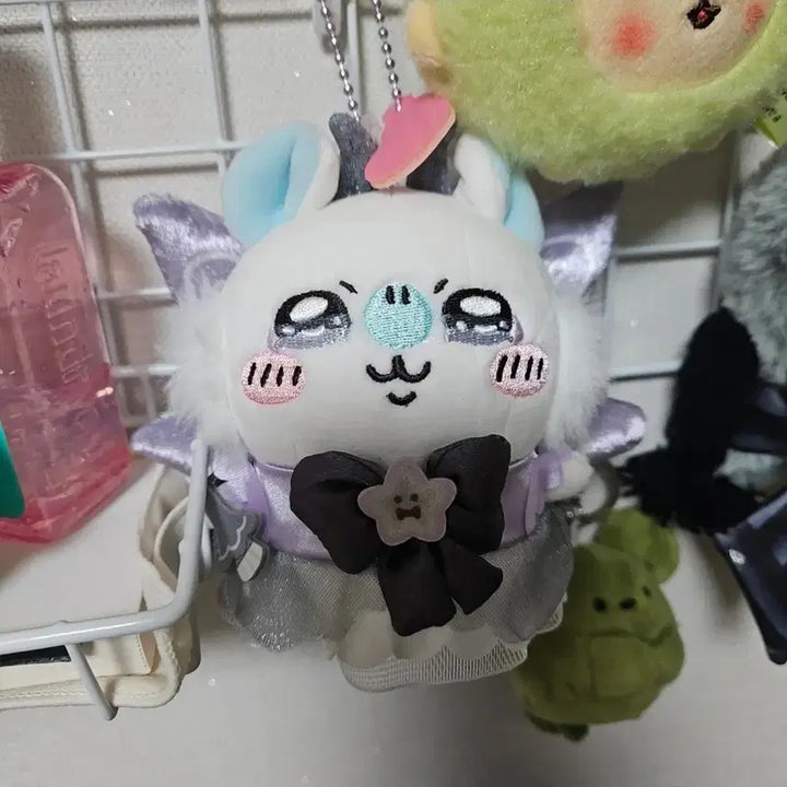 [BUNJANG] Cheekawaii Momonga Super Magical Plush Keychain / 오늘까지만 판매! 먼작귀 치이카와 모몽가 초 매지컬 누이 인형 키링 판매