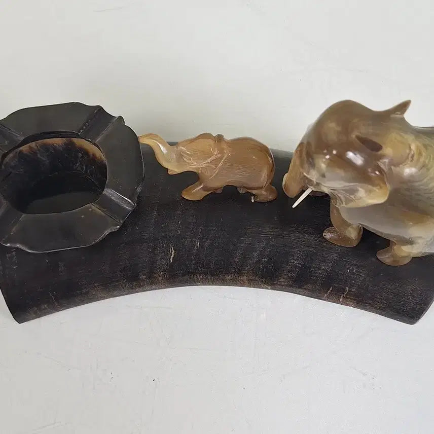 [BUNJANG] Bone Carving Elephant Ashtray Collectible / 뼈 조각품 예술품 수집품 코끼리 재떨이
