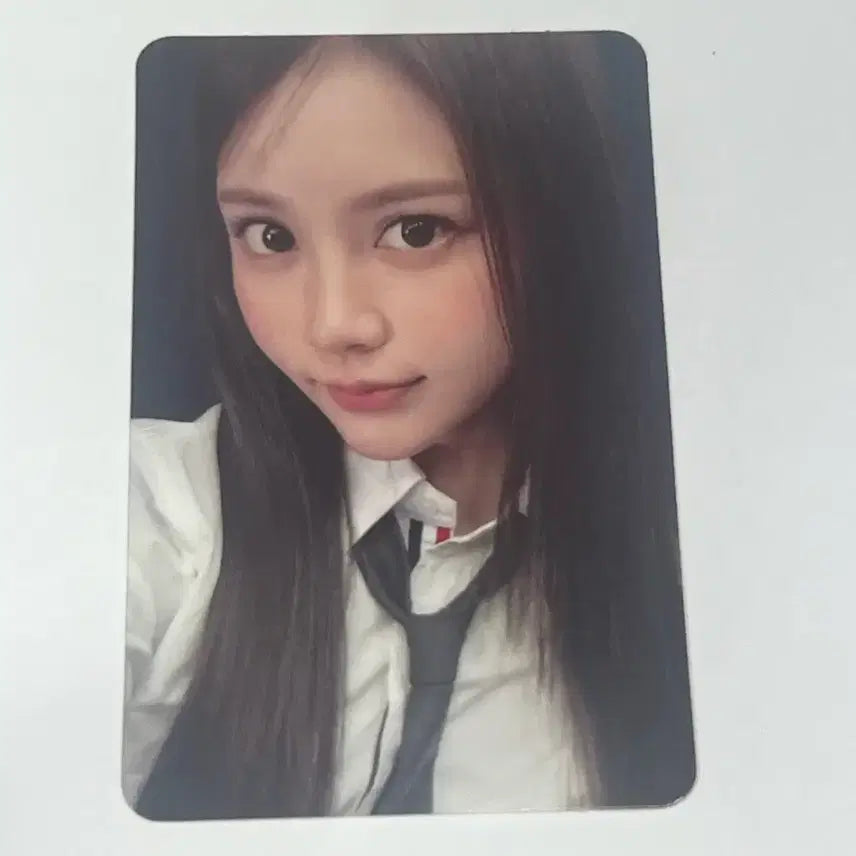 [BUNJANG] HAERTSTOHARTS Carmen Photocard / 하츠투하츠 카르멘 포카 판매
