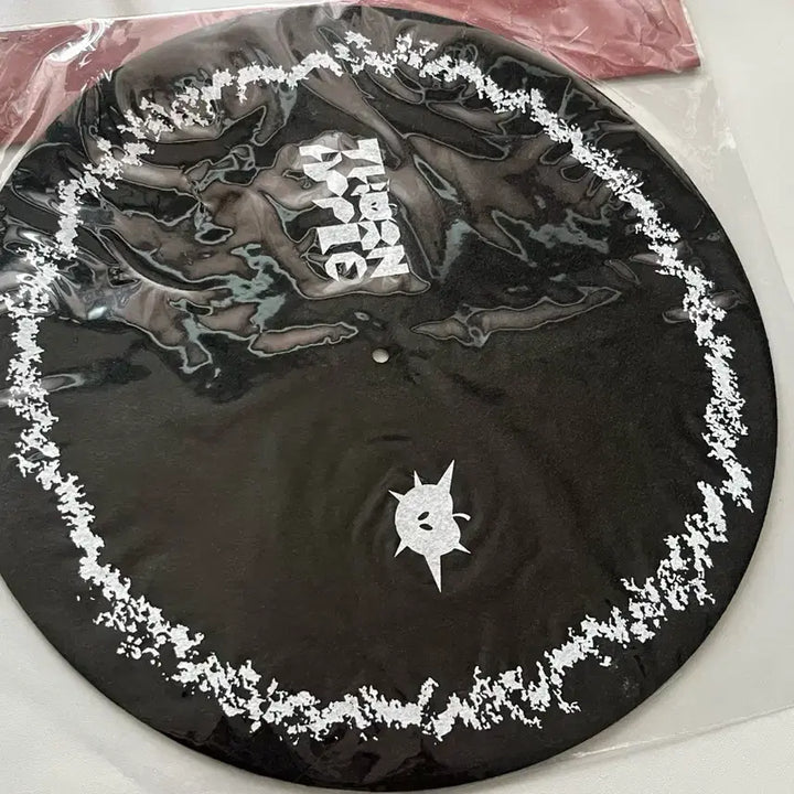 [BUNJANG] Thornapple Animal LP &amp; Turntable Slipmat (Sealed) / 쏜애플 동물 lp + 턴테이블 슬립매트 미개봉