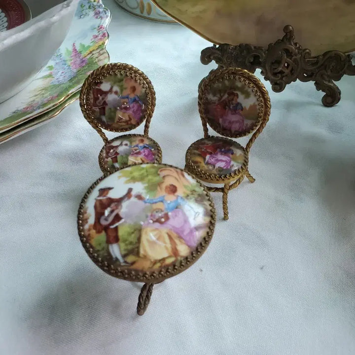 [BUNJANG] Miniature Table Set with Artist Signature / 미니어처 테이블 세트