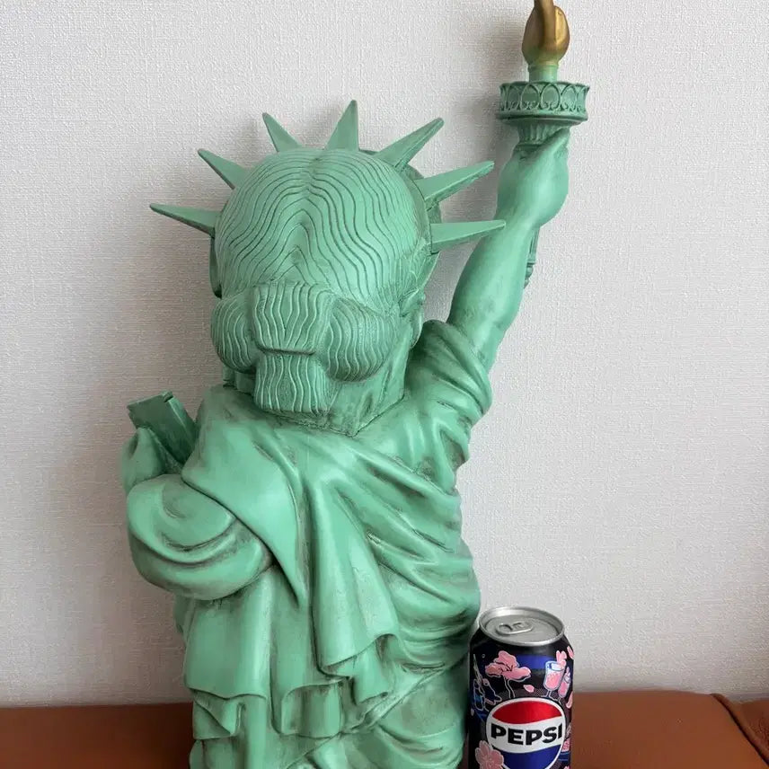 [BUNJANG] Ron English Liberty Grin Large Figure Statue / 론 잉글리시 자유의 여신상 피규어 (Ron English)