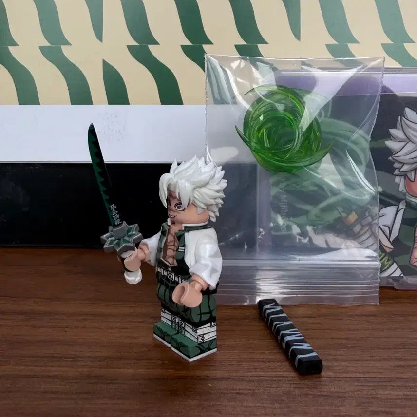 [BUNJANG] Miffy Bono Demon Slayer Sanemi Custom Lego Minifigure (Sword Replacement) / (최종할인)미피보노 귀칼 사네미 커스텀 레고 미니 피규어(칼 대체)