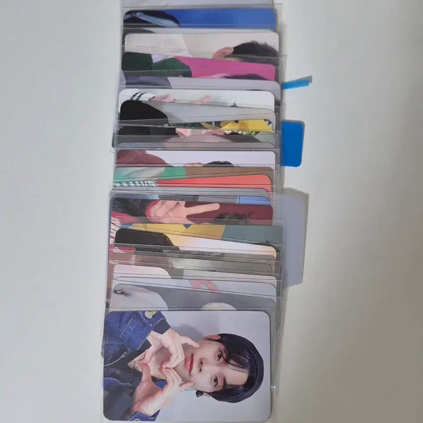 [BUNJANG] Lucy Bundle Set Photocard / 루시 포토카트 일괄판매
