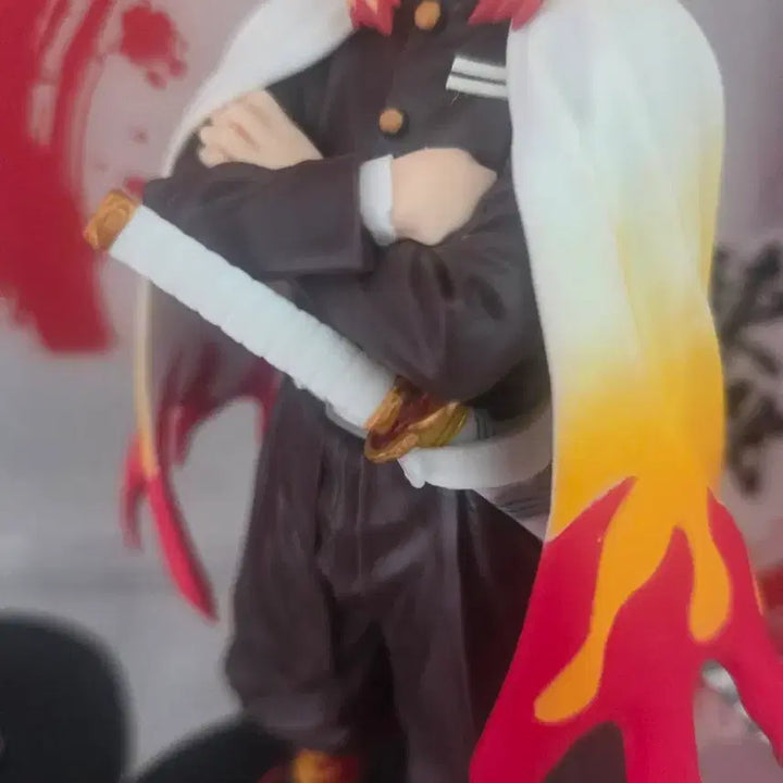 [BUNJANG] Demon Slayer Akaza &amp; Rengoku Figure Bundle / 귀멸의칼날 아카자,렌고쿠 피규어 일괄 판매