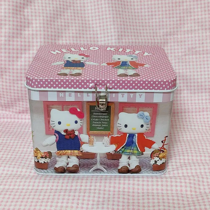 [BUNJANG] Classic Kitty "Long Legs" School Uniform Tin Case / 고전키티 보관함 틴케이스 롱다리 교복 스쿨룩