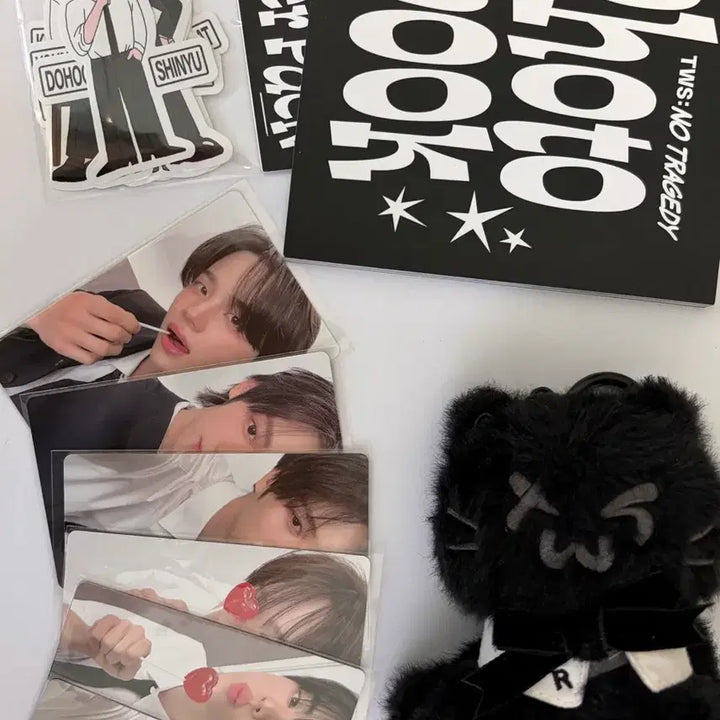 [BUNJANG] TWS Romeo Cat Bundle Set Seonyu Dohun Youngjae Han Jin Jihoon Kyungmin Photocard / 투어스 tws 로미오캣 풀세트 신유 도훈 영재 한진 지훈 경민