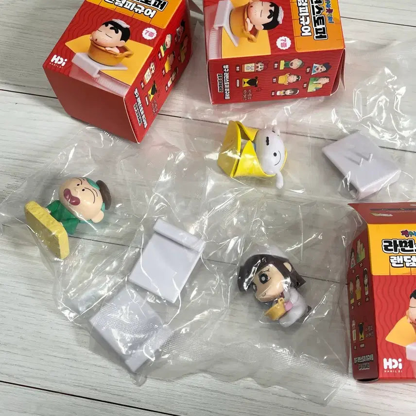 [BUNJANG] Crayon Shin-chan Ramen Stopper Hidden Set (Whitey, Huni, Suzi) / 짱구는못말려 라면스토퍼 히든 흰둥이 &amp; 훈이 &amp; 수지 3종 일괄 판매