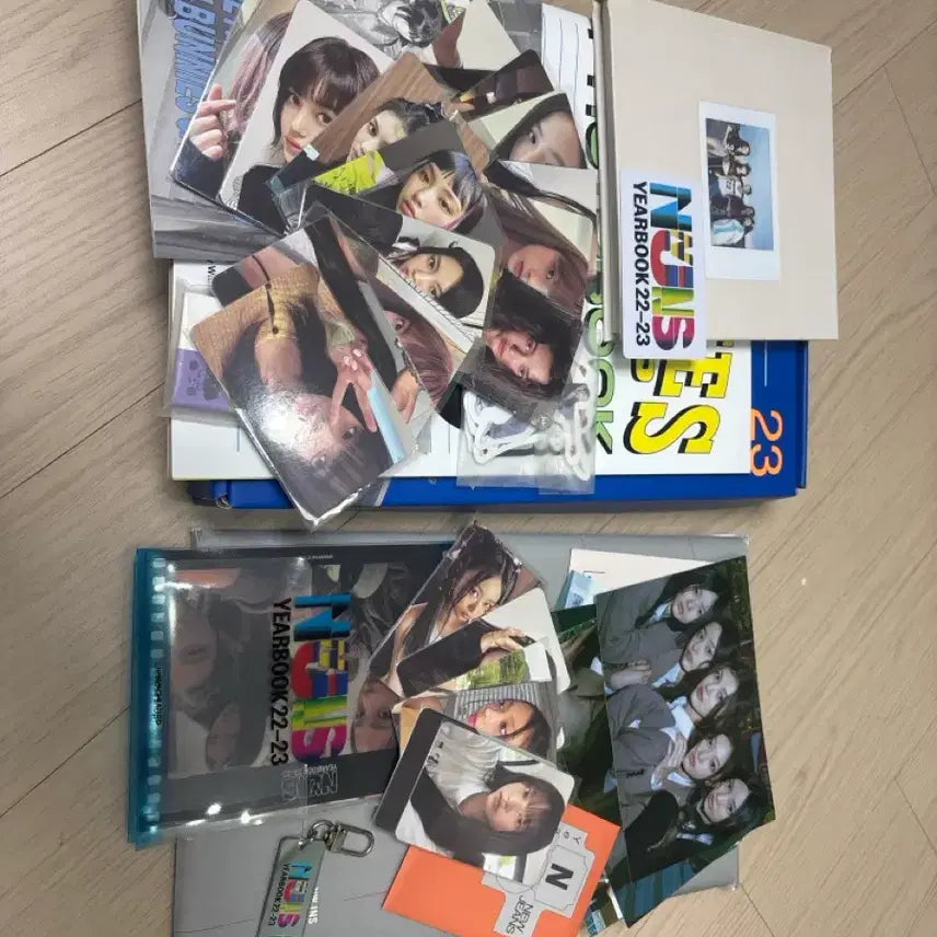 [BUNJANG] NewJeans Yearbook Unsealed / 뉴진스 이어북 개봉 판매