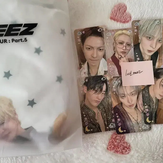 [BUNJANG] ATEEZ BAD Kit Broadcast Photocard Set with Pillow Cover / 에이티즈 공방포카 키트 BAD kit ot8 pc pillow cover