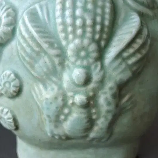 [BUNJANG] Song Dynasty Celadon Vase with Dragon Motif / 송대 도자기