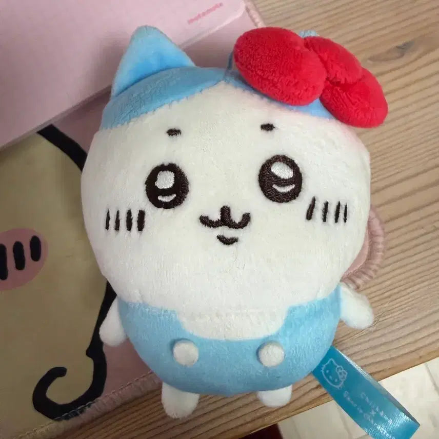 [BUNJANG] Sanrio Chiikawa Collaboration Kitty Hachiware Plush / 산리오 치이카와 콜라보 키티하치와레