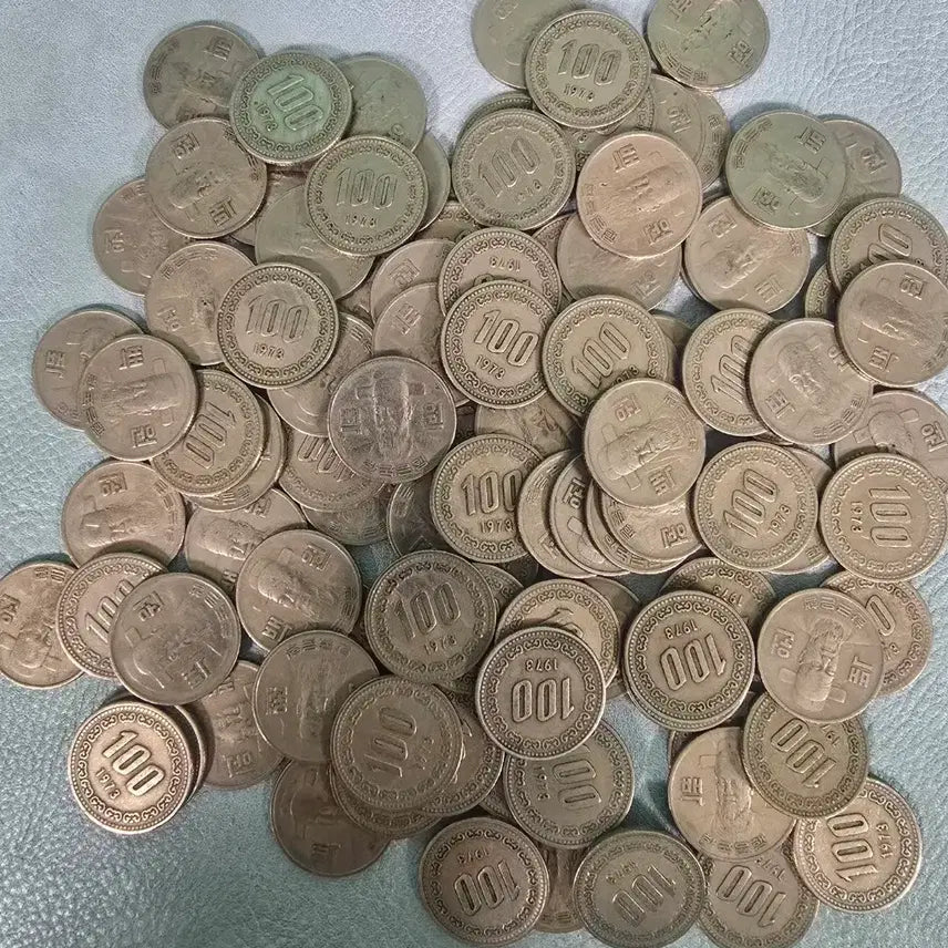 [BUNJANG] 1973 South Korean 100 Won Coins - 2 Rolls (100 Coins) / 1973년 100원 동전 2롤 100개