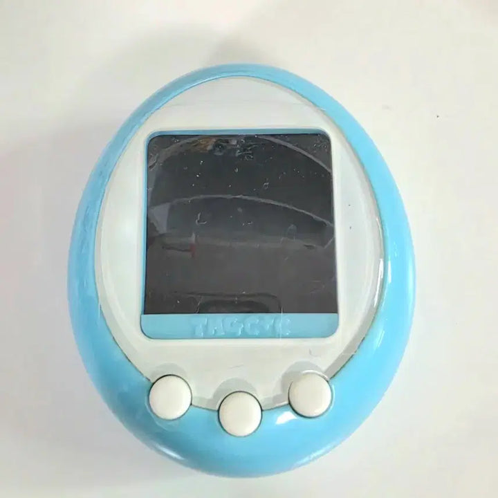 [BUNJANG] Tamagotchi Plus Color Occult Blue / 다마고치 플러스 컬러 오컬 블루 알다마 플레이용