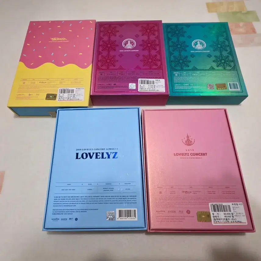 [BUNJANG] Lovelyz Concert DVD, Blu-ray, Kit Video Bundle Set / 러블리즈 콘서트 DVD/Blu-ray/kit video 5종 일괄