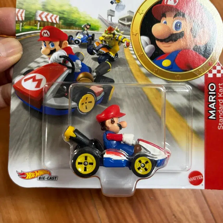 [BUNJANG] Hot Wheels Mario Kart Mario Standard Kart Die-cast Miniature Car / 핫휠 마리오카트 마리오 스탠다드 카트 미니카 다이캐스트