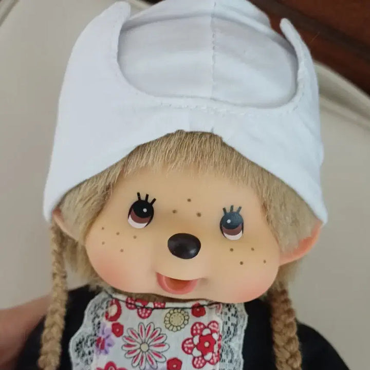 [BUNJANG] Monchhichi Dutch Traditional Costume Doll / 네덜란드 몬치치