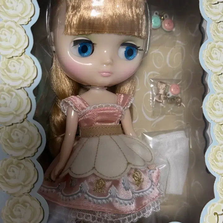 [BUNJANG] Middie Blythe Macaron Cutie Party Doll (Sealed) / 미디브라이스 마카롱큐티파티 미개봉