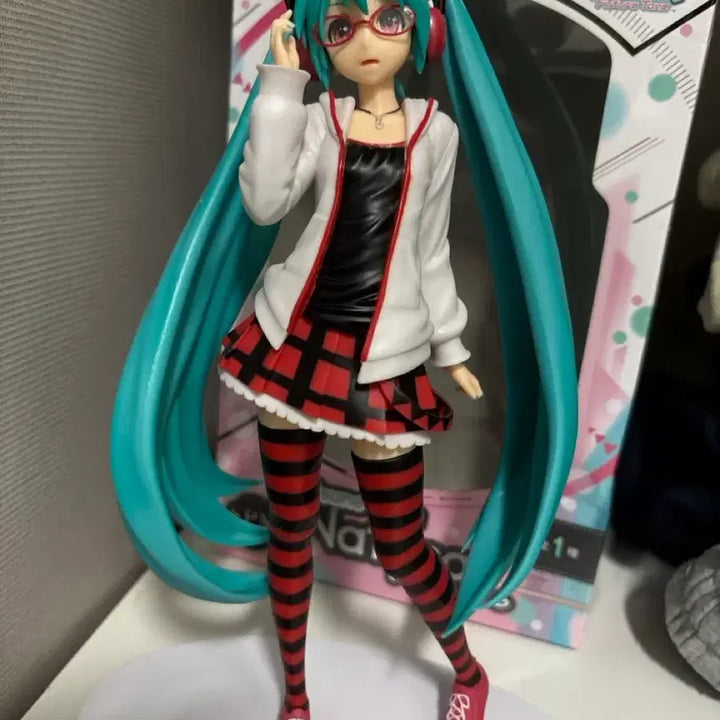 [BUNJANG] Hatsune Miku Classic Figure / 하츠네 미쿠 고전피규어