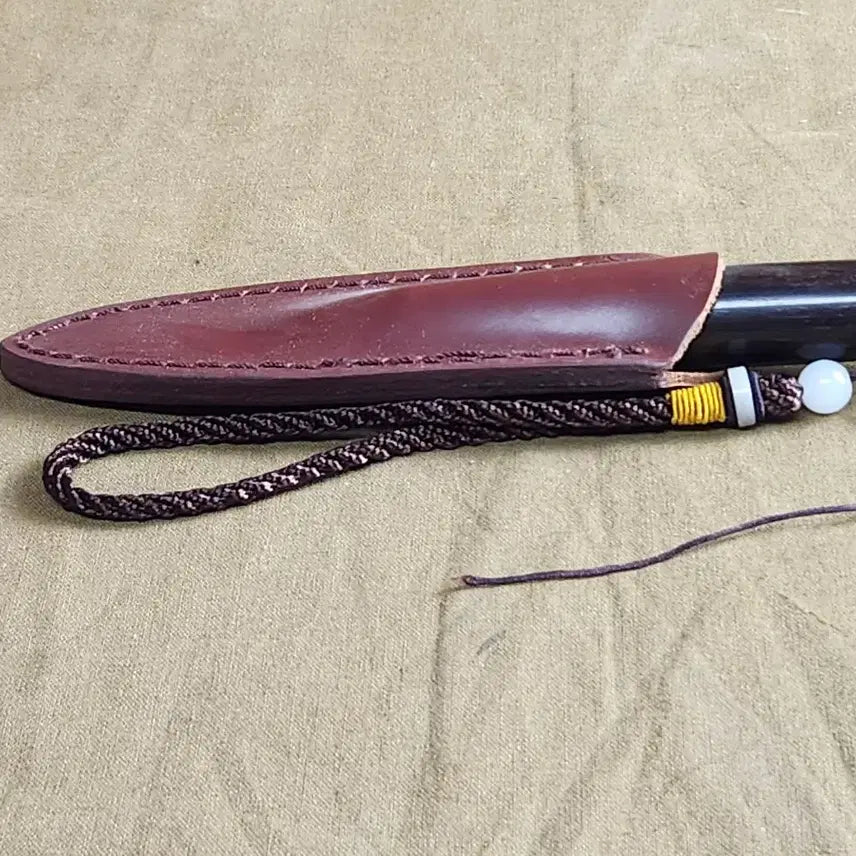 [BUNJANG] Damascus Pattern Natural Ebony, Brass, Leather Sheath Dagger Knife / 다마스커스 문양과 천연 흑단,황동,가죽집 해괴칼