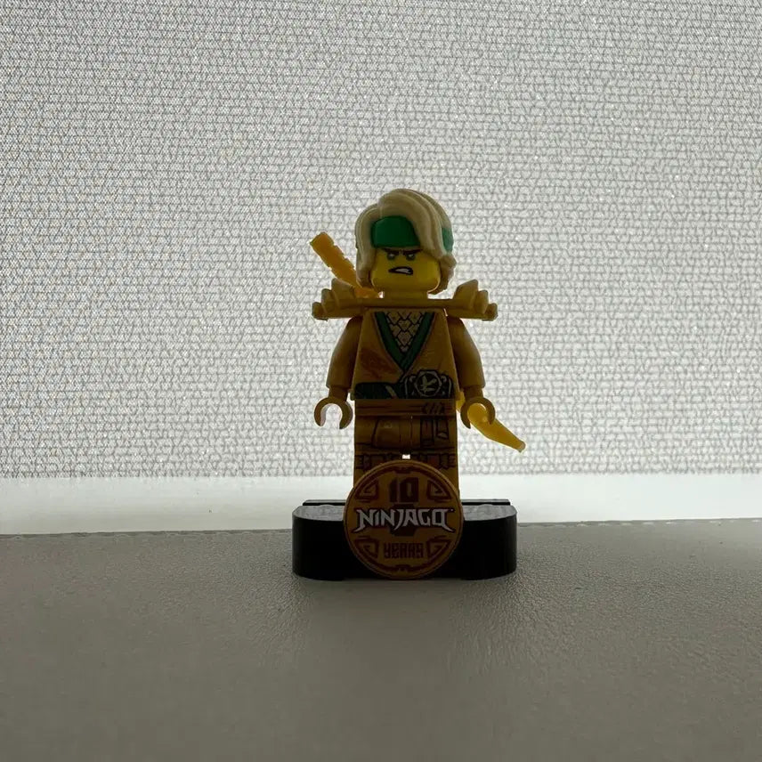 [BUNJANG] Lego Ninjago Gold Minifigure / 레고 닌자고 골드 미니피규어