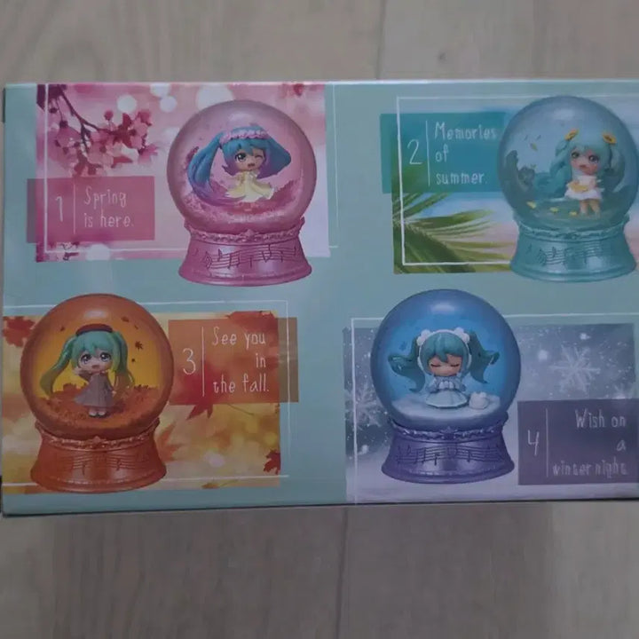 [BUNJANG] Hatsune Miku Autumn Snow Globe Figure / 미쿠 가을 스노우볼 피규어