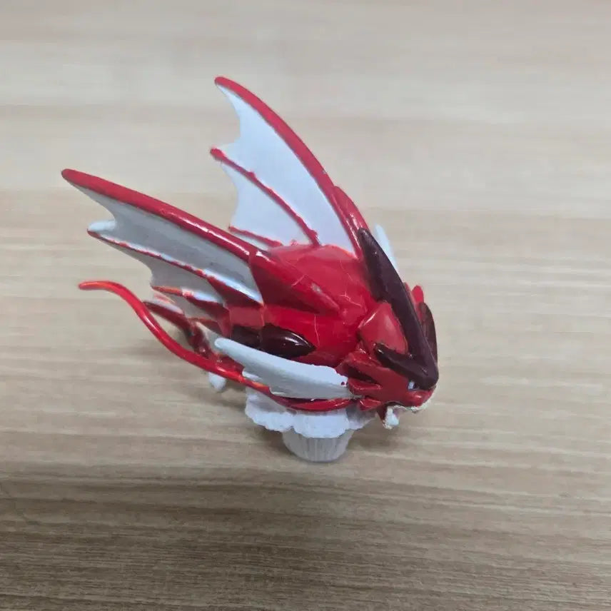 [BUNJANG] Shiny Mega Gyarados Moncolle Pokemon Figure / 이로치 메가갸라도스 몬콜레 포켓몬 피규어