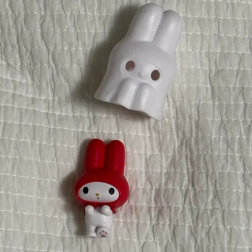 [BUNJANG] Sanrio My Melody Spooky Ghost Cosplay Gacha / 산리오 마이멜로디 으스스 유령 코스프레 가챠