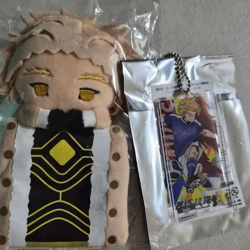 [BUNJANG] My Hero Academia Hawks Mini Pouch &amp; Soccer Series Acrylic Keychain Set / [반택포] 히로아카 미니파우치 + 축구시리즈 아크릴 키링 (호크스)