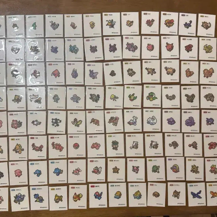 [BUNJANG] Pokemon Pixel Ttibu Seal 116 Types Bundle Set (Mew Included) / (뮤 포함) 포켓몬 픽셀 띠부씰 116종 일괄 판매
