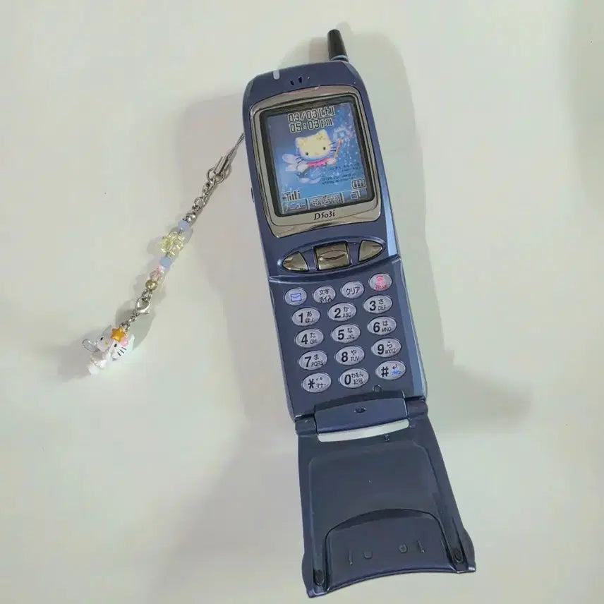 [BUNJANG] Rare Vintage Fairy Kitty Phone Docomo Mockup Bar Phone Model / 레어 고전 천사 페어리 키티폰  도코모 목업폰 바형 휴대폰 모형폰