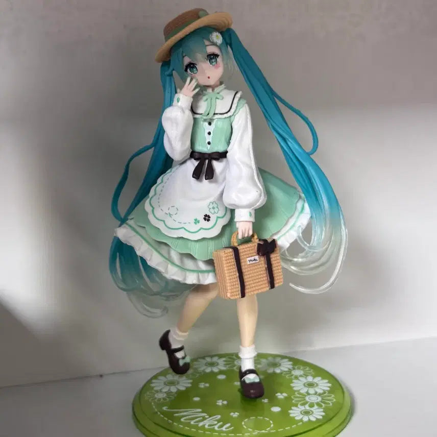 [BUNJANG] Hatsune Miku Figure / 하츠네 미쿠 피규어