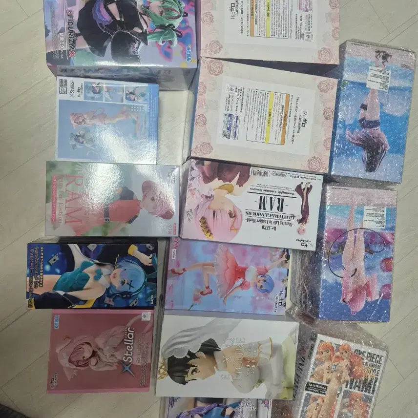 [BUNJANG] Anime Figure Bundle Set - Re:Zero Rem &amp; Ram (14 figures, Sealed) / 미소녀피규어(리제로 렘) 미개봉 경피 14개 일괄 택포16에 판매합니다.