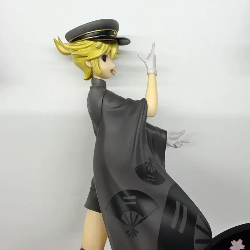 [BUNJANG] Hatsune Miku Vocaloid Kagamine Len Senbonzakura Figure / (오늘만) 하츠네 미쿠 보컬로이드 카가미네 렌 천본앵 피규어