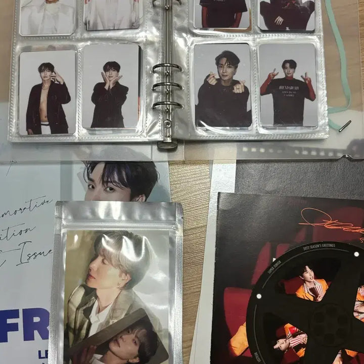 [BUNJANG] Super Junior Leeteuk China Photobook 2022 Season&