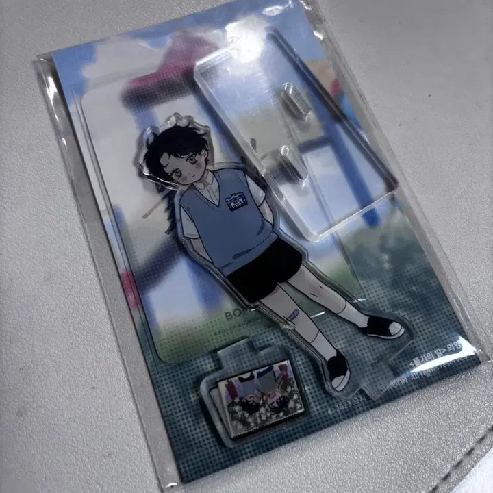 [BUNJANG] Mulgaeui Bam Euiyeong Acrylic Stand / 물가의 밤 아크릴 의영