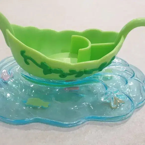 [BUNJANG] Sylvanian Families Water Drop Fairy Leaf Boat / 실바니안패밀리  물방울의 요정 나뭇잎 배