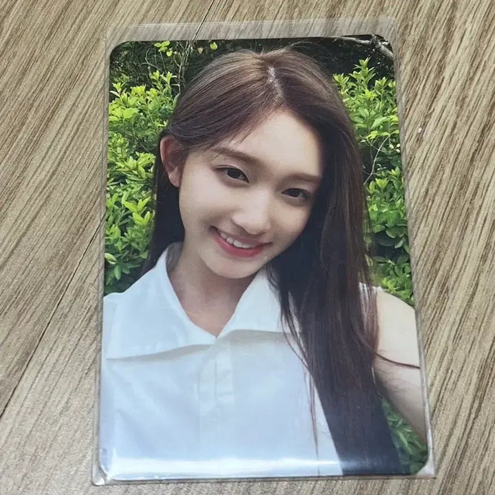 [BUNJANG] IVE Luvyz After LIKE Yujin Photocard / 아이브 애프터라이크 이서 포토카드 포카