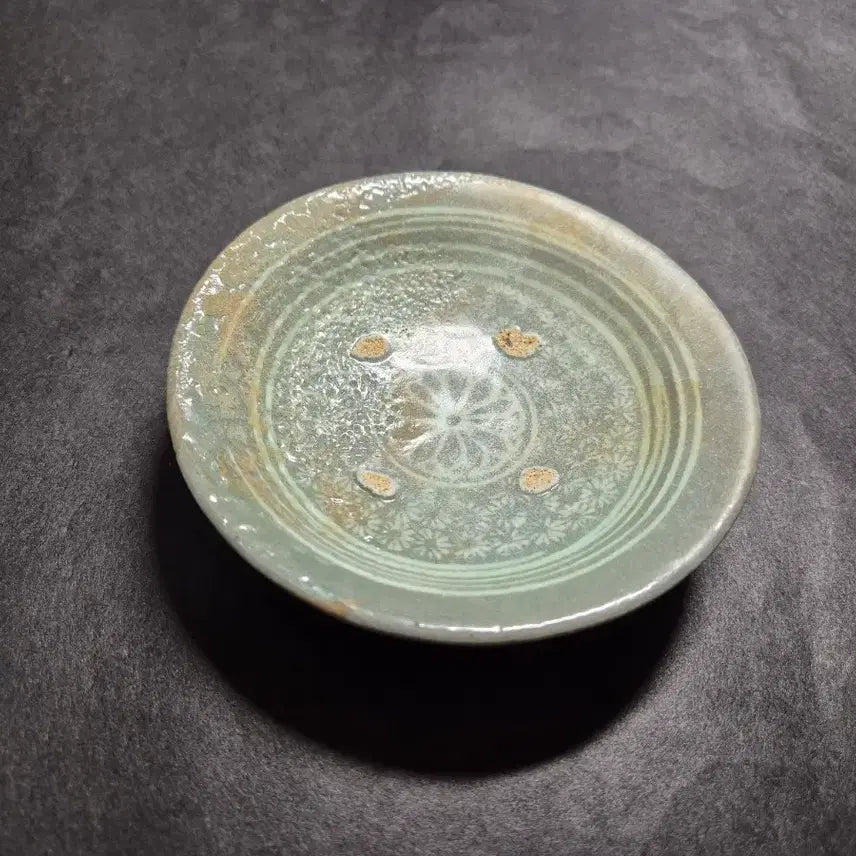 [BUNJANG] Rare Goryeo Celadon Inhwamun Plate - Tea Ceremony Set / 희소성 높은 고려청자 인화문 완 차도구 다도구