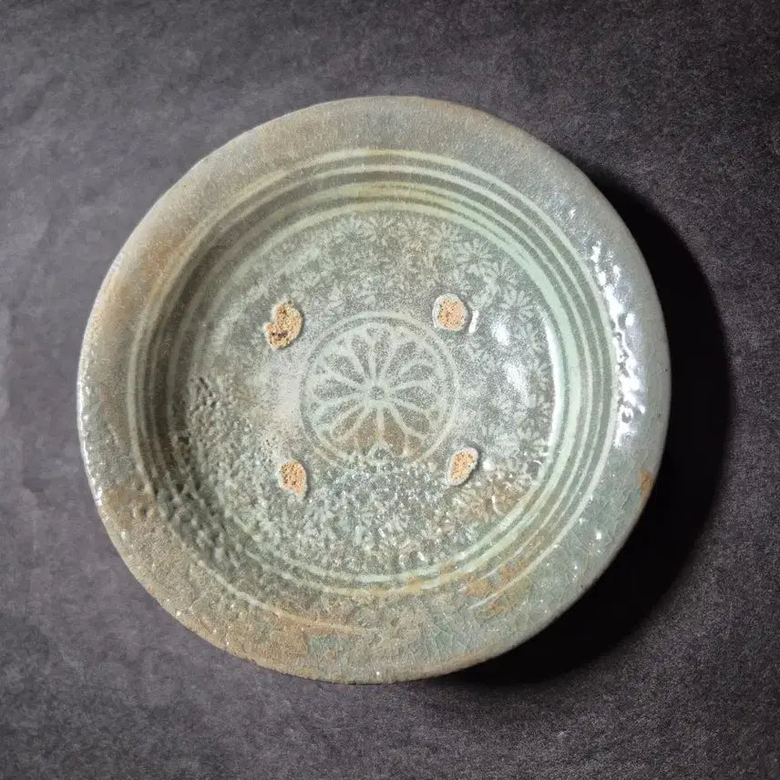 [BUNJANG] Rare Goryeo Celadon Inhwamun Plate - Tea Ceremony Set / 희소성 높은 고려청자 인화문 완 차도구 다도구