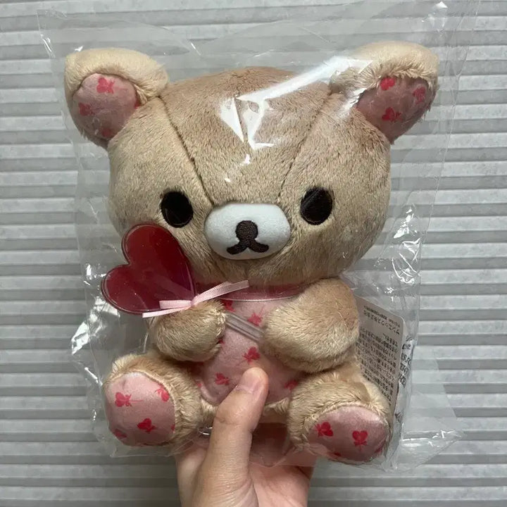 [BUNJANG] Official Rilakkuma Heart Plush Doll (Sealed) / [정품][미개봉 새상품] 리락쿠마 하트 봉제인형