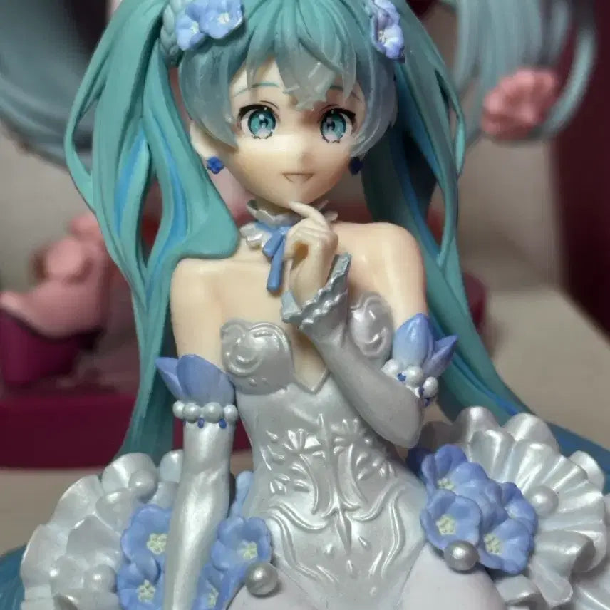 [BUNJANG] Hatsune Miku Nemophila Figure / 하츠네 미쿠 네모필라 화이트 펄 버전 피규어