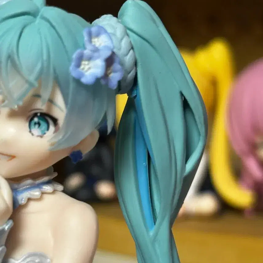 [BUNJANG] Hatsune Miku Nemophila Figure / 하츠네 미쿠 네모필라 화이트 펄 버전 피규어
