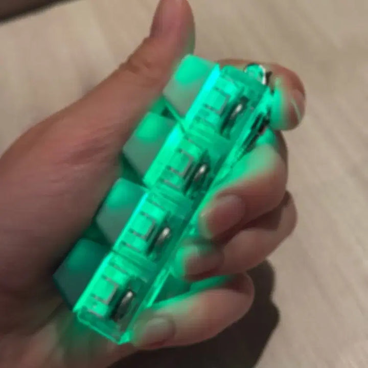 [BUNJANG] T1 Faker Keycap Clicker Keychain / 티원 t1 오너 키캡 클리커 키링