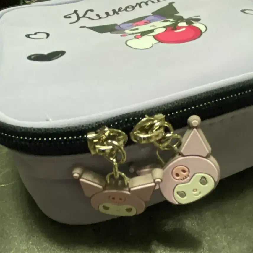 [BUNJANG] Sanrio Kuromi Pouch (Purple) / 산리오 쿠로미 파우치 (보라)