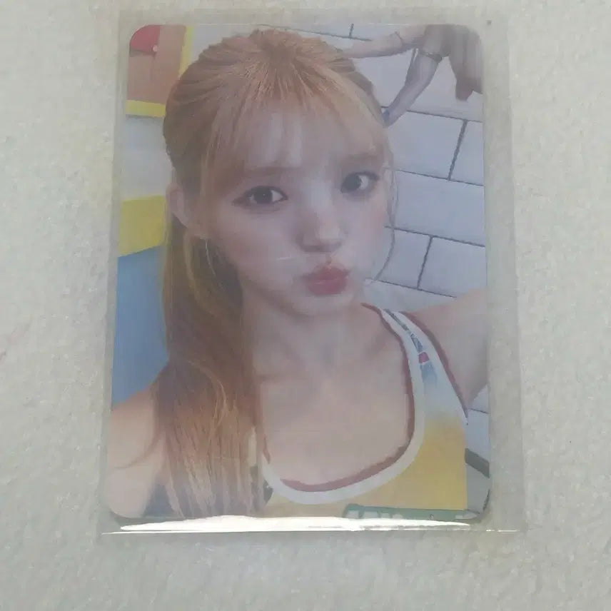[BUNJANG] Ha:ts:two:ha Yoo Ha Lucky Draw Photocard / 하투하 유하 레몬탱 무신사 럭드 포카 양도 하츠투하츠