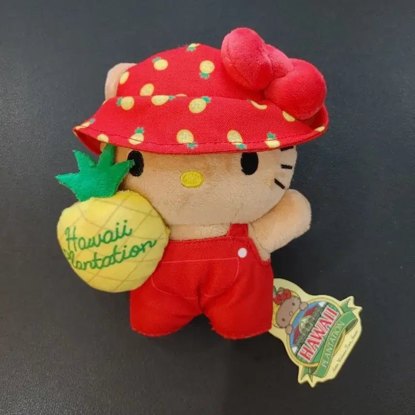 [BUNJANG] Dole Hawaii Plantation Limited Edition Hello Kitty Plush / 하와이 돌 Dole 플랜테이션 한정판 헬로키티 인형