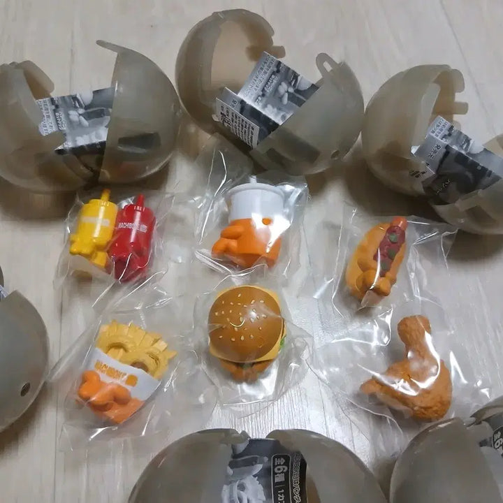[BUNJANG] Bandai "Hamburger No Baai Machi Bouke" 2nd Gacha Figure Set / 반다이 언제오려나 마치보우케 햄버거의 경우 2탄 가챠 피규어